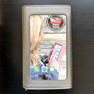 Touch Screen Phone Purse - Save the Girls - Silver